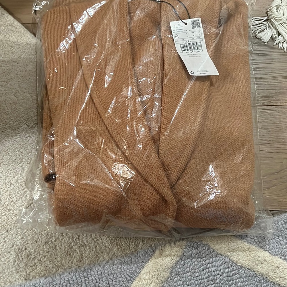 Last☄️Mango Midi coat NWT bloggers favorite - Picture 16 of 16